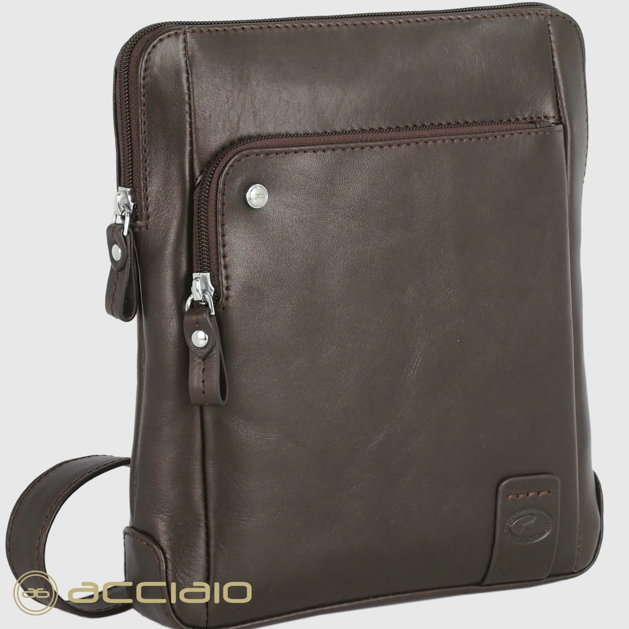 borsello_uomo_a_tracolla__1-20.webp Borsello uomo a tracolla in pelle Kensington Moka