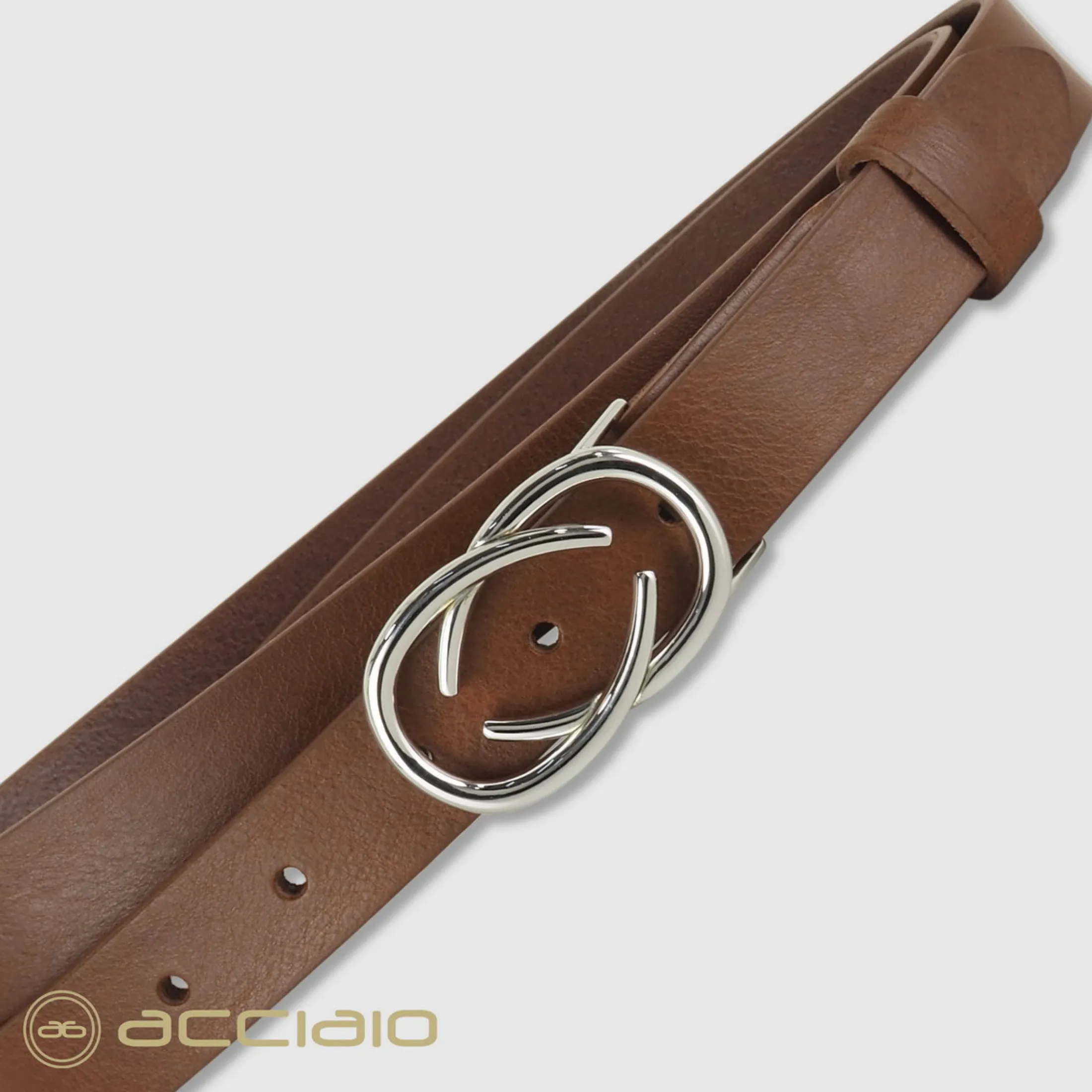 cintura_donna_sottile_in__3-1.webp Cintura donna sottile in pelle Infinity Palladio cuoio Castagno