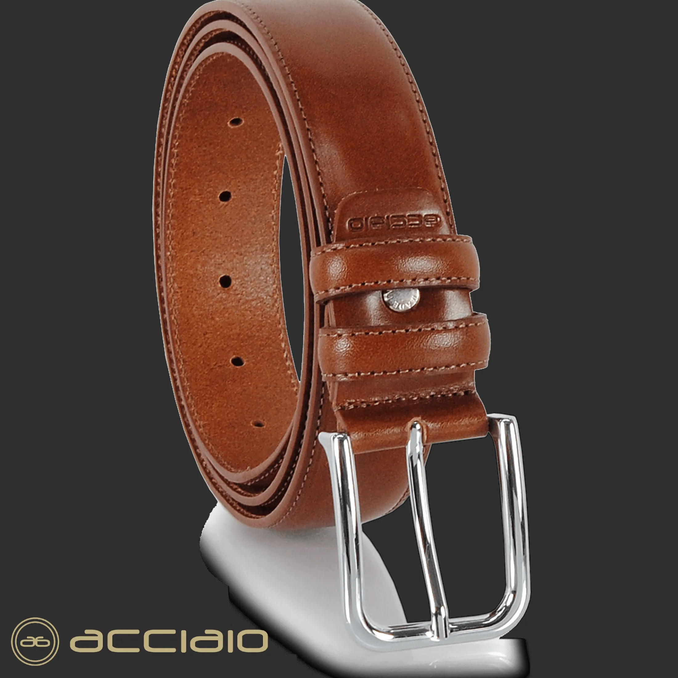 cintura_uomo_classica_in__0.webp Cintura uomo classica in pelle Cuoio liscio Cognac