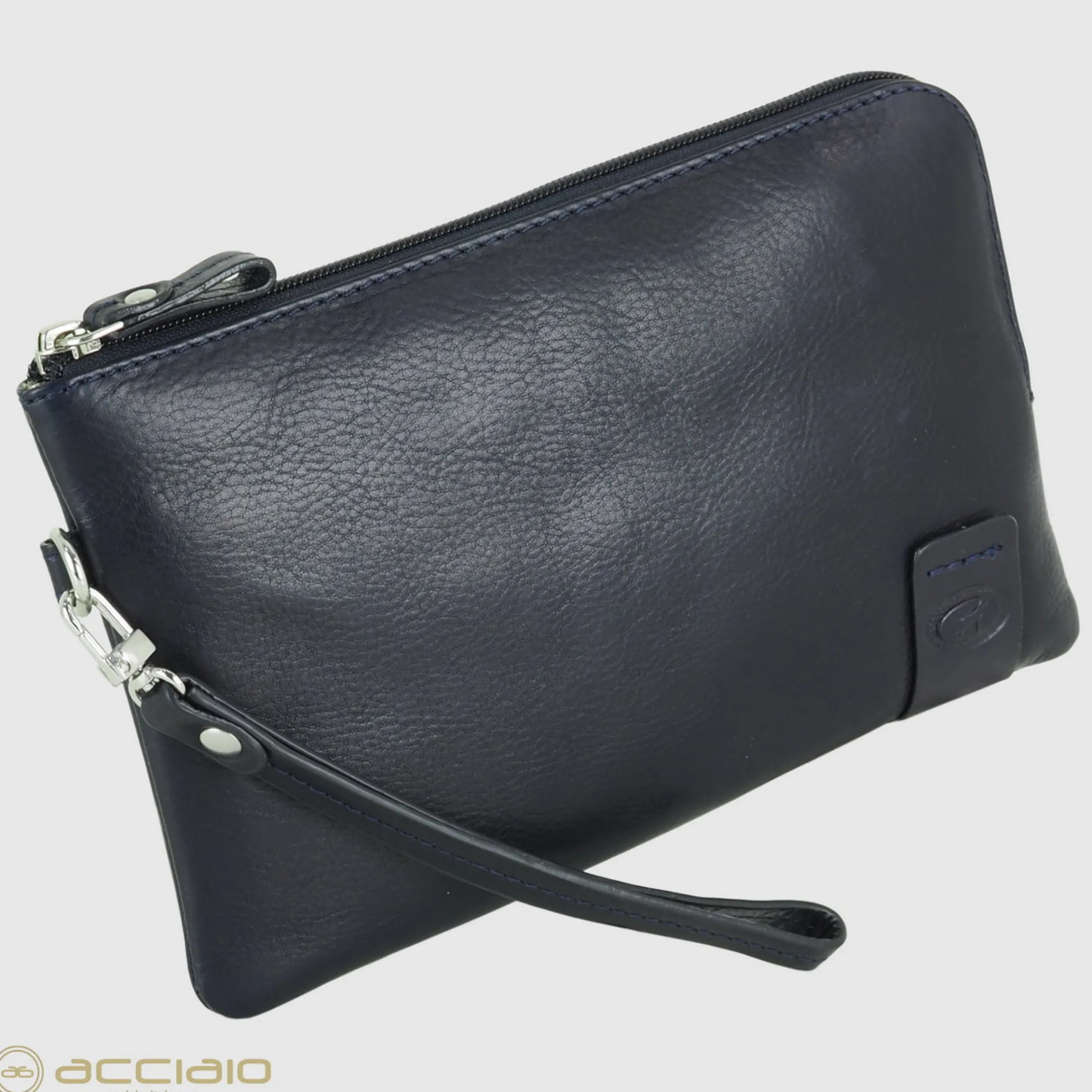 pochette_uomo_piatta_in_p_2.webp Pochette Uomo piatta in pelle borsello a mano Oliver 9" Blu
