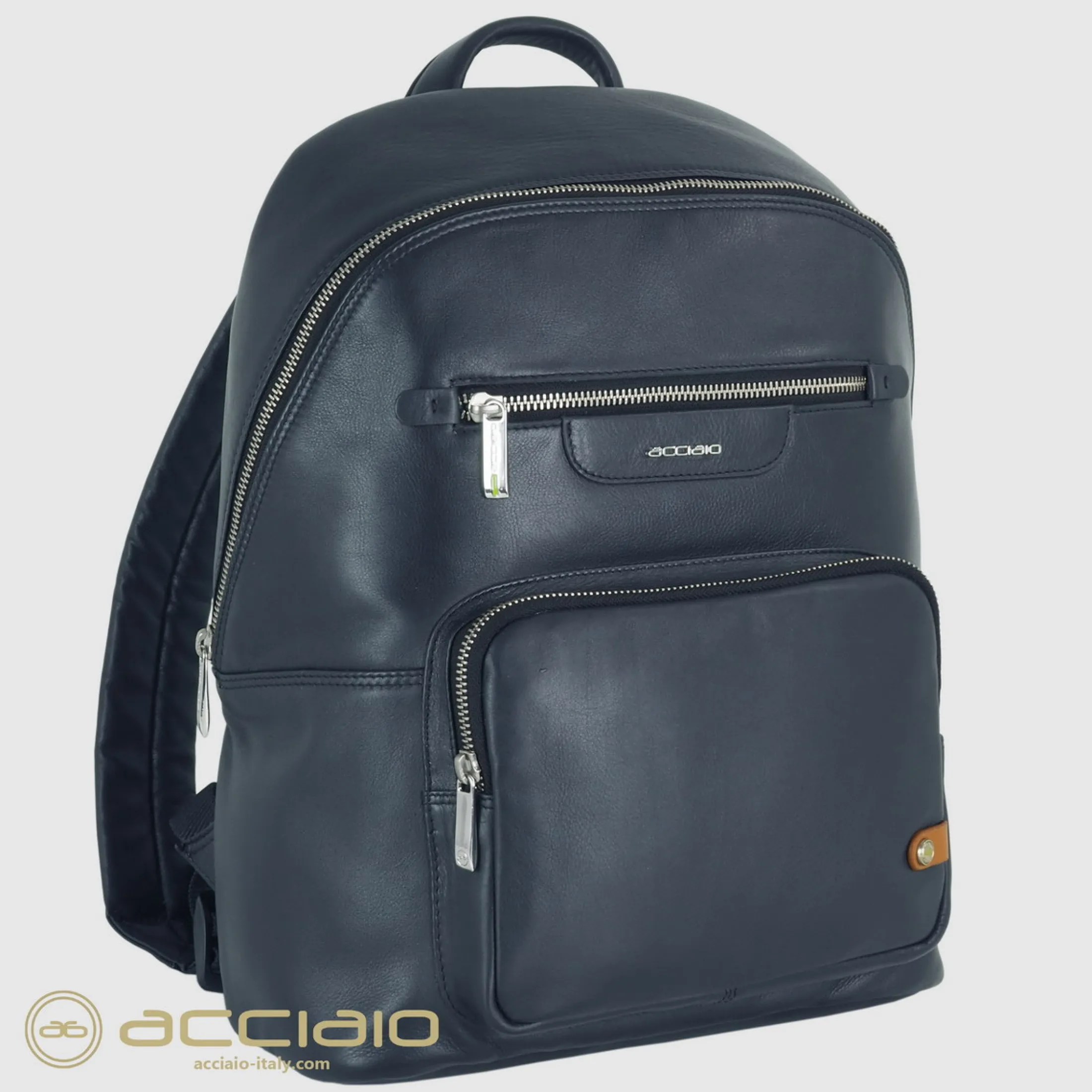 zaino_porta_pc_piccolo_ge_1.webp Zaino porta pc piccolo Geo 13" pelle Blu